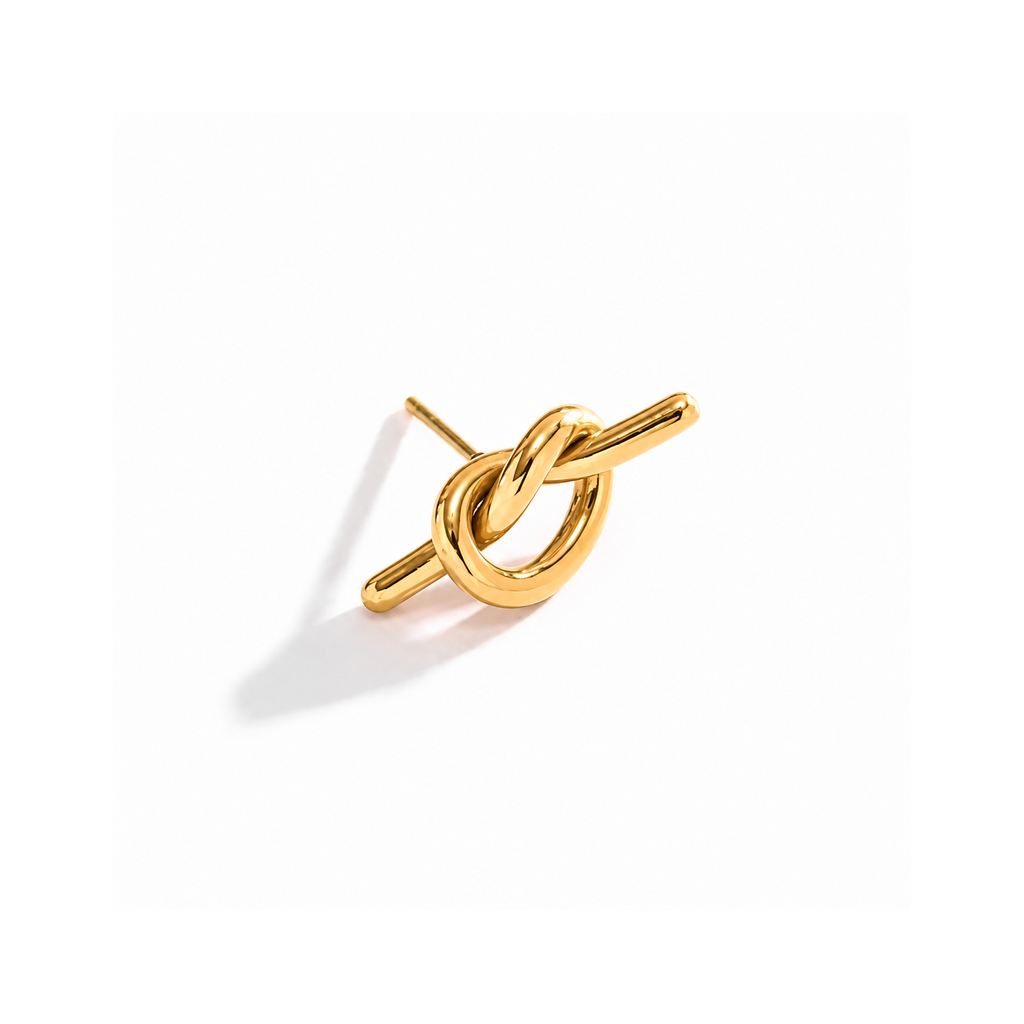 NOELLE KNOT STUD